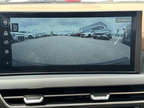 Used 2025 Hyundai Sonata Limited FWD image 32