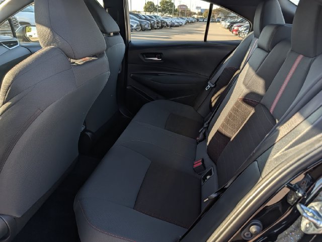 Certified 2026 Toyota Corolla SE w/ SE Premium Package FWD image 28
