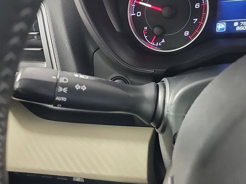 Used 2020 Subaru Ascent Premium w/ Convenience Package image 28