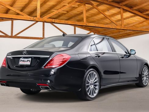 Used 2017 Mercedes-Benz S 550 Sedan image 5