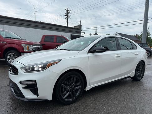 Used 2020 Kia Forte GT-Line FWD image 2