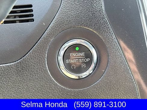 Used 2018 Ford Explorer XLT w/ Equipment Group 202A FWD image 18