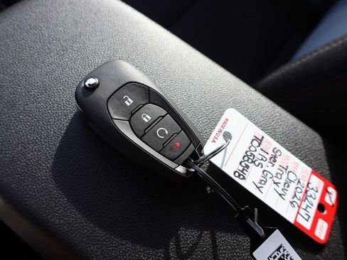 New 2026 Chevrolet Trax RS image 18