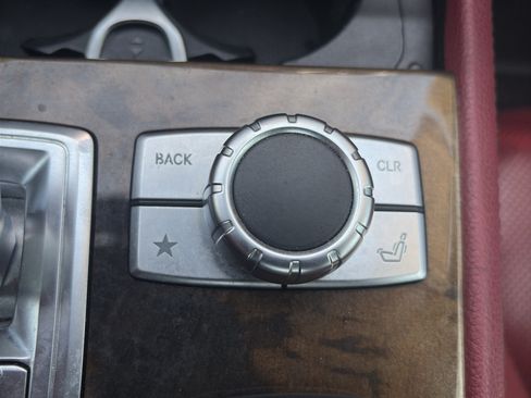 Used 2015 Mercedes-Benz SL 550 image 22