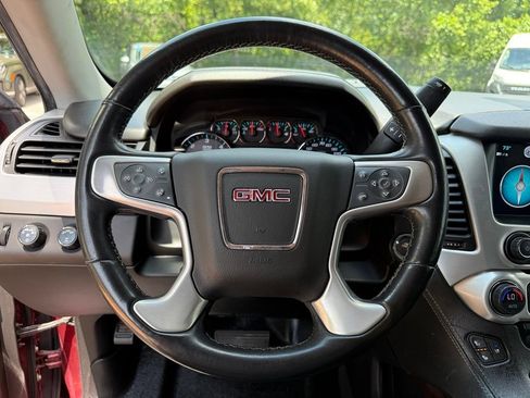 Used 2020 GMC Yukon SLT AWD/4WD image 11