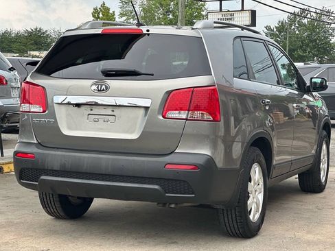 Used 2012 Kia Sorento LX w/ Convenience Pkg AWD/4WD image 6