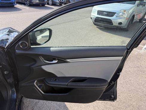 Used 2018 Honda Civic EX image 15