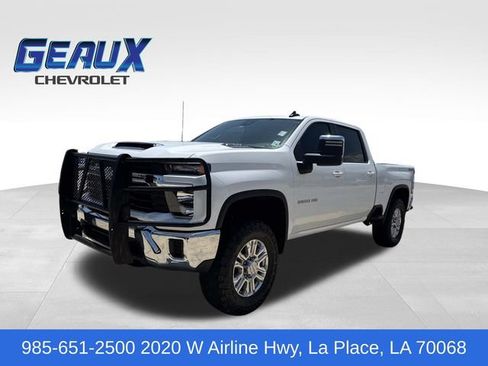 Used 2024 Chevrolet Silverado 2500 LT AWD/4WD image 1