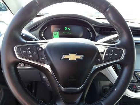 Used 2021 Chevrolet Bolt LT FWD image 15