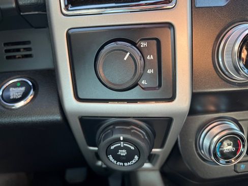 Used 2020 Ford F150 Lariat w/ Equipment Group 502A Luxury image 23