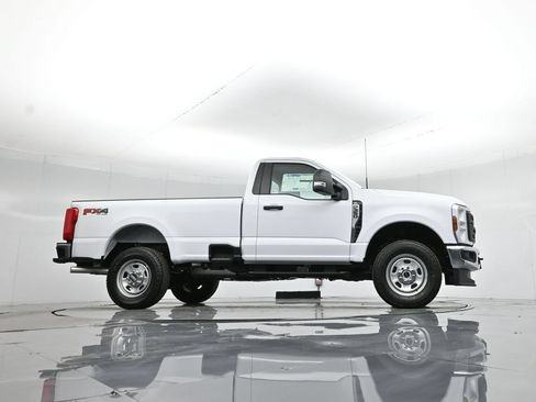 New 2026 Ford F350 XL w/ FX4 Off-Road Package AWD/4WD image 41