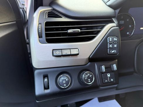 Used 2015 GMC Yukon Denali w/ Premium Package image 26