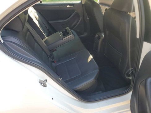 Used 2012 Volkswagen Jetta SE image 23