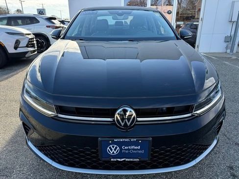 Certified 2025 Volkswagen Jetta SEL image 2