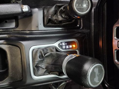 Used 2020 Jeep Wrangler Unlimited Sport AWD/4WD image 23
