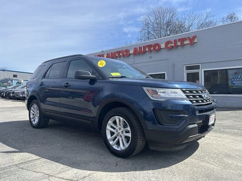 Used 2017 Ford Explorer 4WD image 3