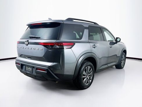 Used 2025 Nissan Pathfinder SV FWD image 9