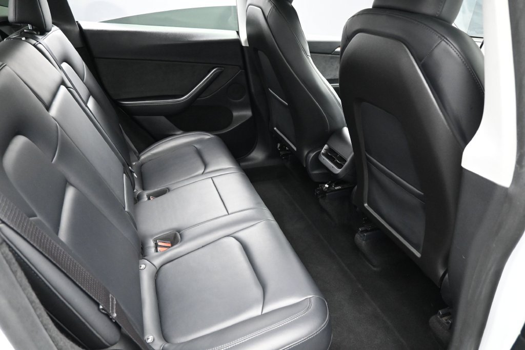 Used 2024 Tesla Model Y 2WD image 20