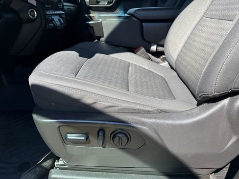 Used 2023 Chevrolet Silverado 2500 LT w/ Convenience Package image 27