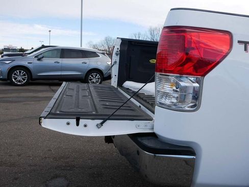 Used 2010 Toyota Tundra Limited image 9