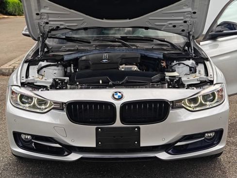 Used 2013 BMW 328i xDrive Sedan AWD/4WD image 61
