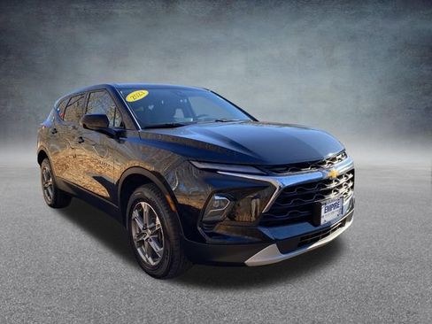 Used 2023 Chevrolet Blazer LT AWD/4WD image 4