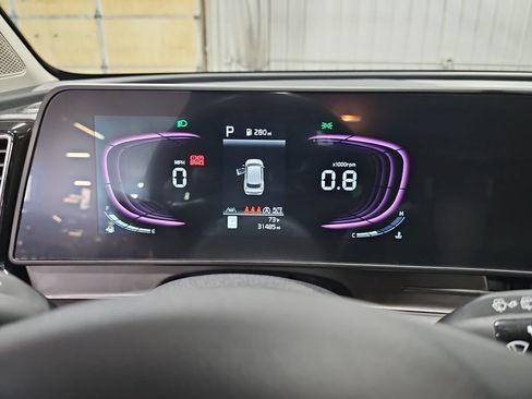 Used 2024 Kia Sportage EX AWD/4WD image 18