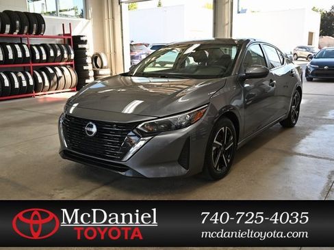 Used 2024 Nissan Sentra SV image 1