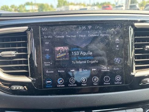 Used 2020 Chrysler Pacifica Touring-L Plus FWD image 18