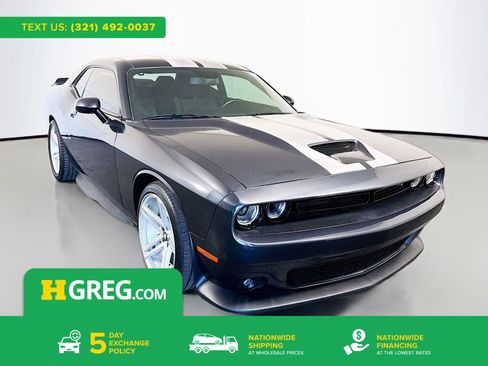 Used 2019 Dodge Challenger R/T w/ Blacktop Package image 1