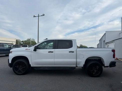 Used 2021 Chevrolet Silverado 1500 LT Trail Boss w/ LPO, Dark Essentials Package AWD/4WD image 24