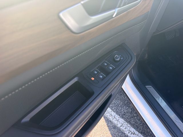 Certified 2024 Volkswagen Atlas SE AWD/4WD image 13
