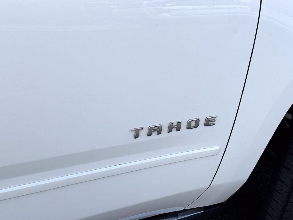 Used 2019 Chevrolet Tahoe Premier AWD/4WD image 6