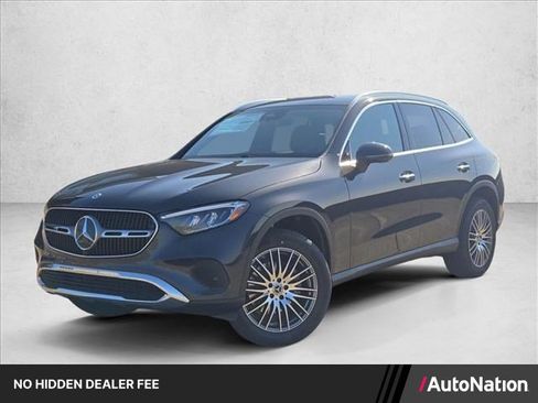 Certified 2026 Mercedes-Benz GLC 300 image 1