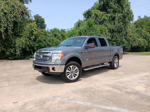 Used 2014 Ford F150 XLT w/ Equipment Group 302A Luxury AWD/4WD image 2