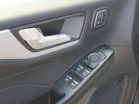 New 2025 Ford Escape Base w/ PHEV Premium Package image 33