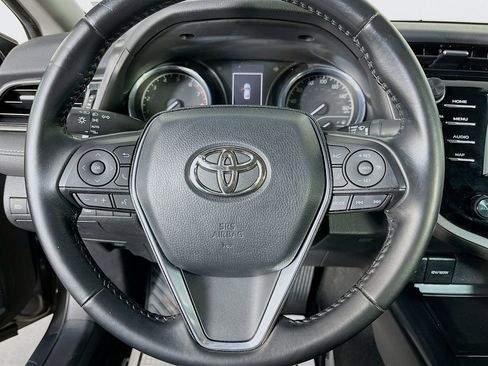 Used 2020 Toyota Camry SE image 14