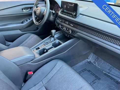 Certified 2025 Honda Accord SE image 17