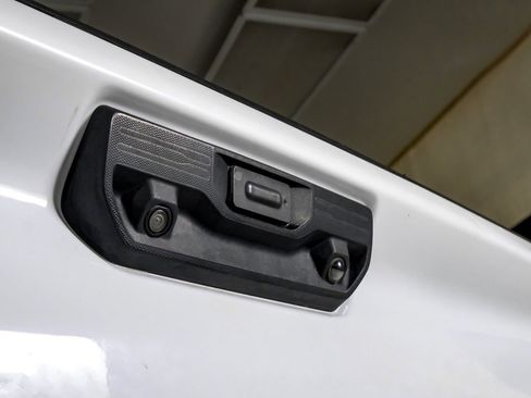 Used 2023 Chevrolet Silverado 2500 LT image 47