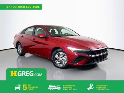 Used 2024 Hyundai Elantra SE