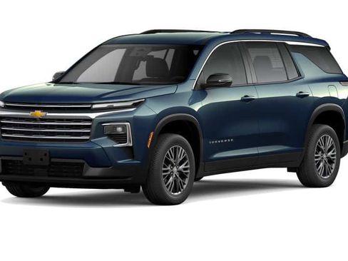 New 2026 Chevrolet Traverse LT image 2