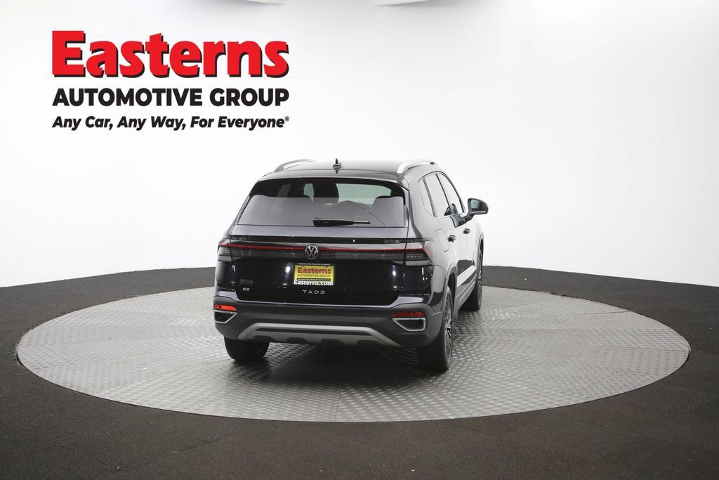 Used 2025 Volkswagen Taos SE FWD image 37