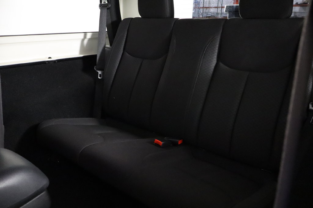 Used 2013 Jeep Wrangler Sport AWD/4WD image 13