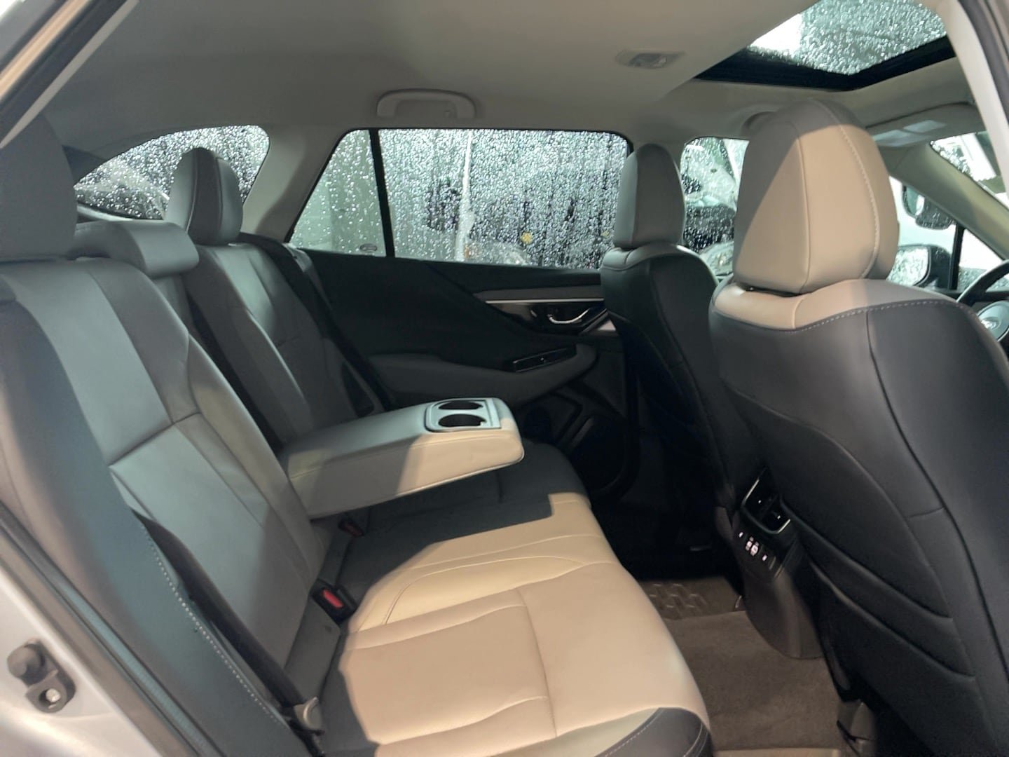Used 2025 Subaru Outback Limited XT AWD/4WD image 26