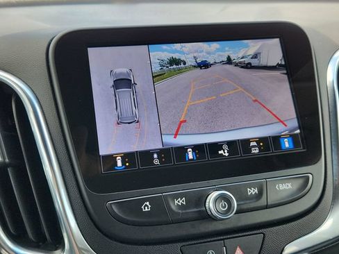 Used 2024 Chevrolet Equinox LT FWD image 44