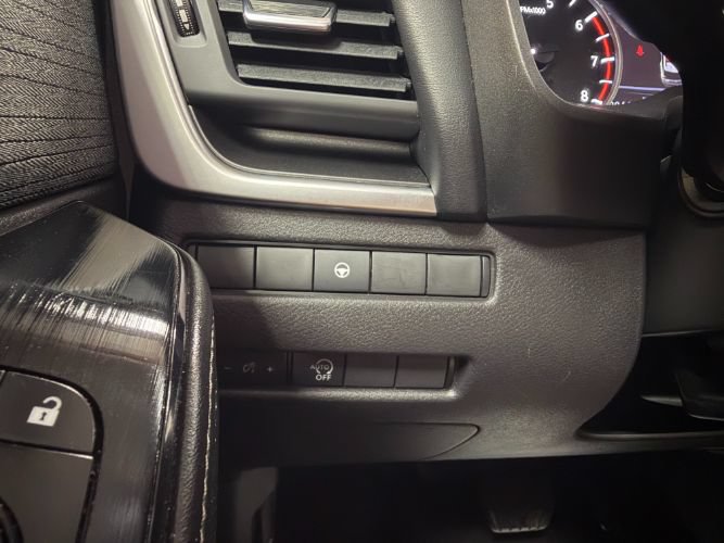 Used 2023 Nissan Rogue SV FWD image 19
