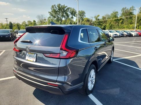 Used 2024 Honda CR-V EX image 8