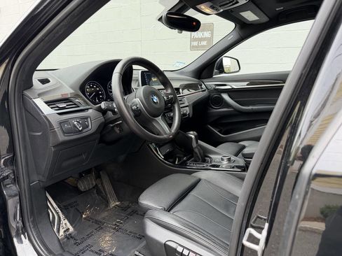 Used 2018 BMW X2 xDrive28i w/ M SportX Package AWD/4WD image 13