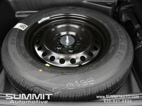 New 2026 Jeep Grand Cherokee Altitude AWD/4WD image 26