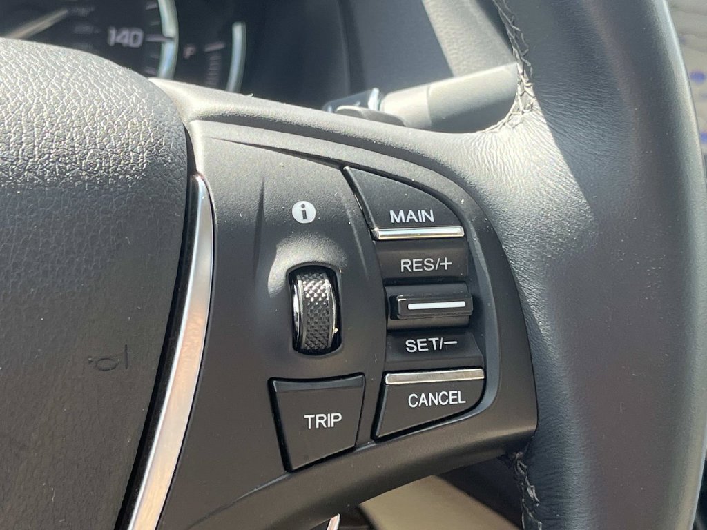 Used 2015 Acura TLX w/ Technology Package FWD image 38